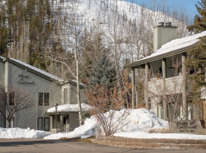 Greyhawk 26 - 2 Br Condo