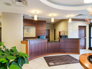 Comfort Inn & Suites Lexington Park near Pax River