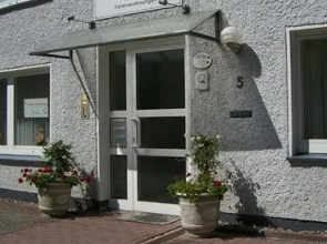 Am kleinen Brunnen