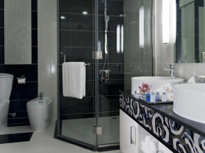 DAMAC Maison Mall Street