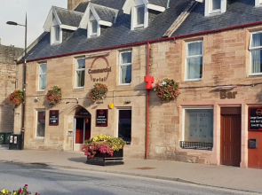 Commercial Hotel