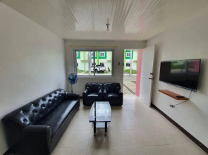 Calapan City Guest House Transient in a Subdivision near Malls L41