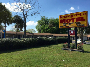 Shangri La Motel