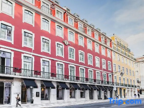 The 7 Hotel, Suites, Studios & Apartments