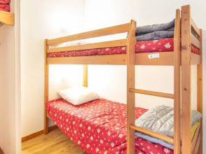 Stylish Alpine Stay for 6 Guests