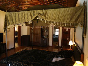 Otanti̇k Club Hotel & Spa