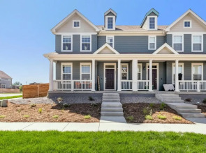 Modern & Stunning Home near Breweries and Old Town!