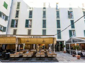 Marcius Luxury Apartment