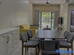The Loft Imago 2 bedroom With Balcony Garden View