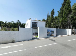 Apartment With one Bedroom in Cadaqués, With Furnished Terrace and Wifi
