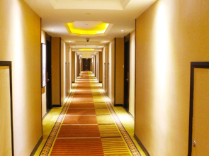 Yitel Shanghai Hongqiao Hub National Convention and Exhibition Center Store