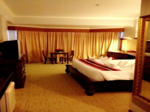 Thepnakorn Hotel