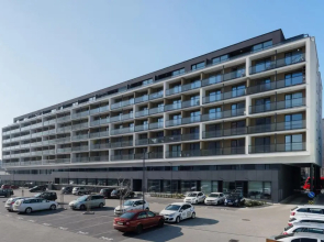 Central Point by Zoom Apartments