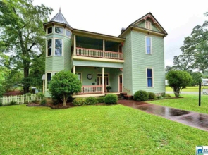 Columbiana Inn