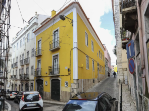 Grand Parliment Duplex by Homing