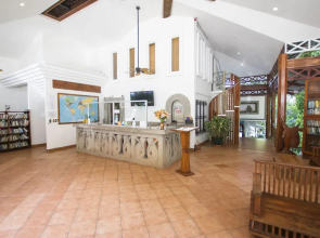 Hotel Verde Mar Direct Beach Access