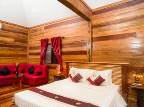 Floating Khmer Village Resort