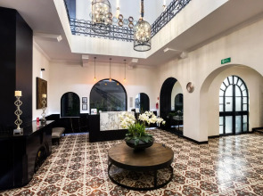 AR 218 Hotel by ULIV