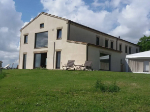 Martines Club Resort & Mandalay SPA