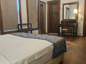 Otanti̇k Club Hotel & Spa