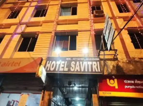 Hotel Savitri by OYO Rooms