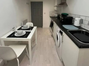 Host Stay Eign Street Suite