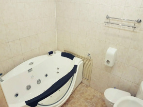 Парк-Отель Май