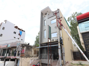 OYO 10750 O'live INN