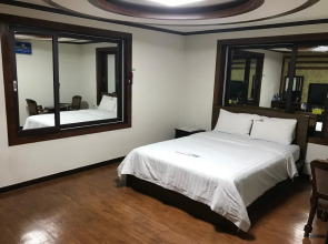 Goodstay Feel Motel Mokpo