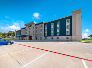 WoodSpring Suites Dallas Plano Central Legacy Drive