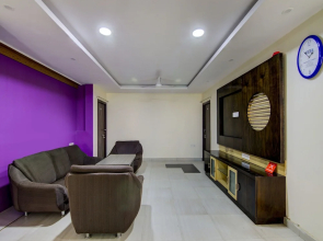 OYO 12812 Four Seasons Villa