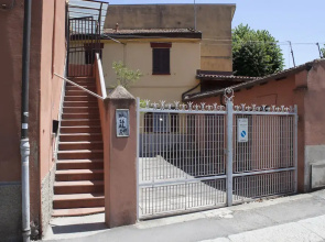 Nice Apartment in an English Style Building On the First Floor, With air Conditioning, Wifi and Sewing