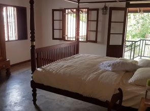 Siriniwasa Villa Induruwa