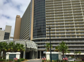 Laketown Wharf by Emerald View Resorts