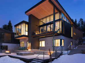 Luxury 4BD True Ski-In/Ski-Out Mid-Mountain Residence - Stellar Northstar