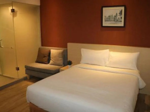 Pacific Express Hotel Central Market