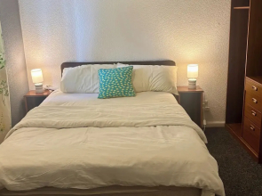 Cozy Cottage Retreat in Tipton