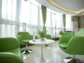 Vatica Shantou East Changping Road Guoxin Garden Hotel