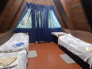 Золотая бухта