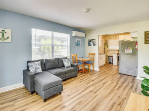4 Mi to Daytona Boardwalk & Beaches: Cute Cottage