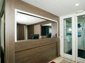 Séjours & Affaires Pantin Charles de Gaulle