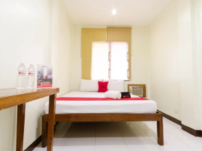 RedDoorz @ Socrates Road Palawan