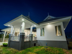 Baan Hua Hin Suk Jung