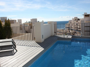 Penthouse With Private Pool Near Beach