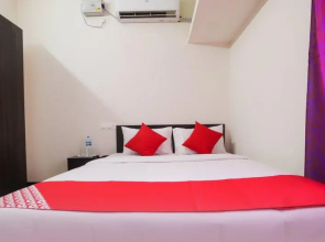 OYO 43975 Honey Residency