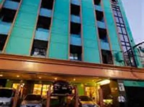 Kabayan Hotel Monumento