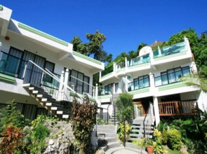 Turtle Inn Resort