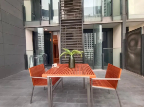 Circle Sukhumvit 11#Luxury#Pool#Gym#BTS Nana&MRT Sukhumvit#1BR#Max2ppl