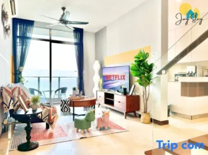 SilverScape Melaka/ 3BR/ 6-10 pax/Bathtub/Seaview/ Infinity Pool/ Jonker St