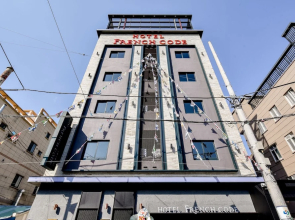 French Code Hotel